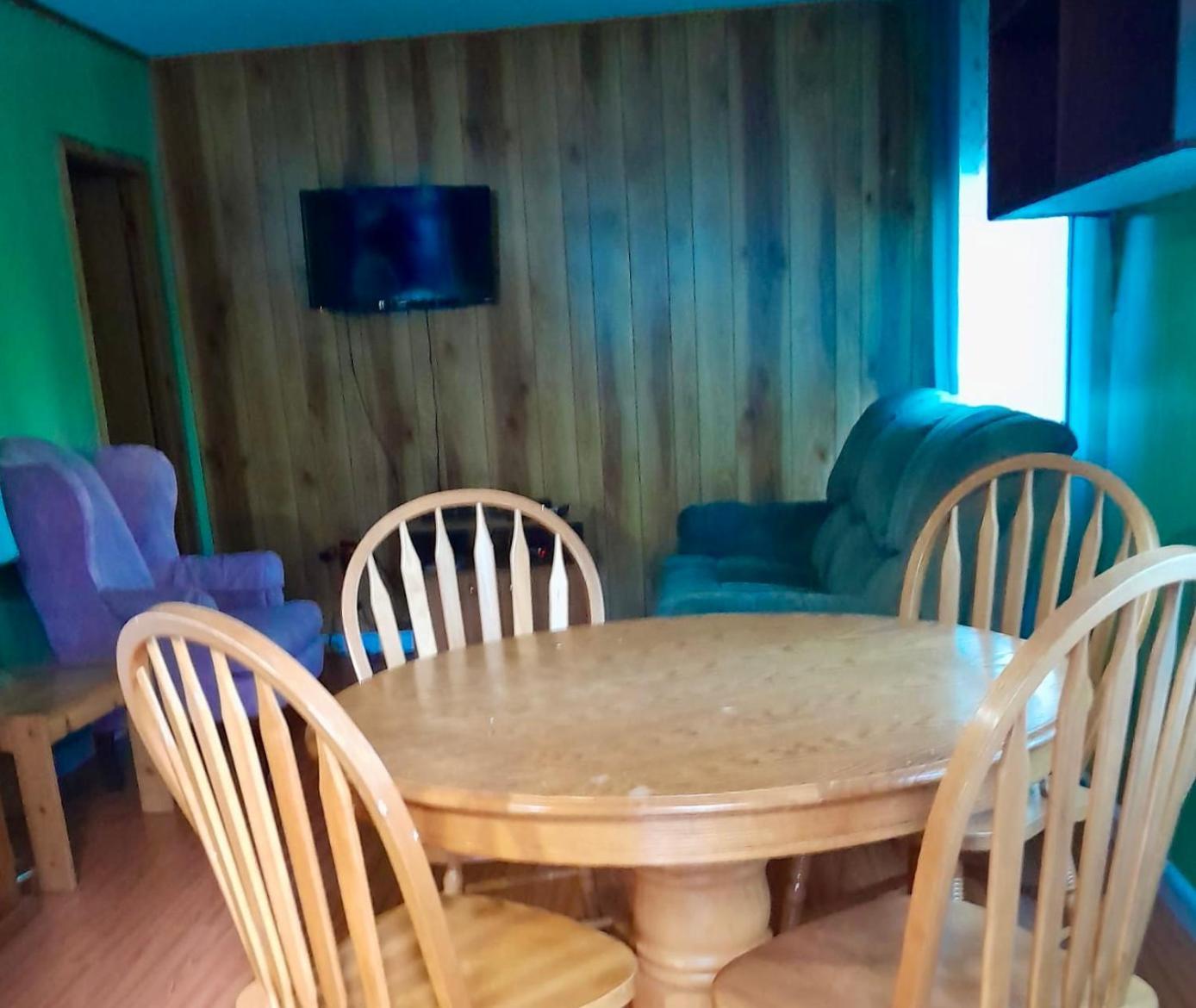 Lakefront Hideaway Resort Kawartha Lakes Pokój zdjęcie